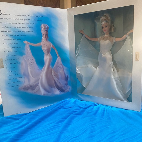 Starlite Dance Barbie by Mattel - Picture 4 of 9